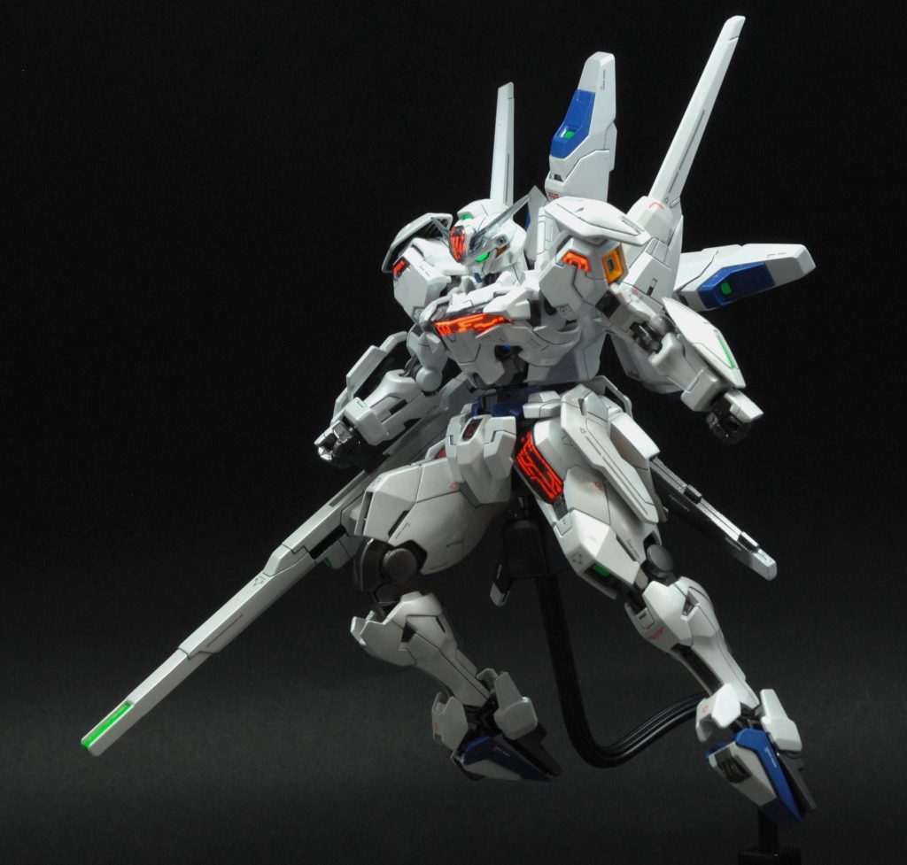 ビットオンフォームで。ふとももがかっこいいんですよ。