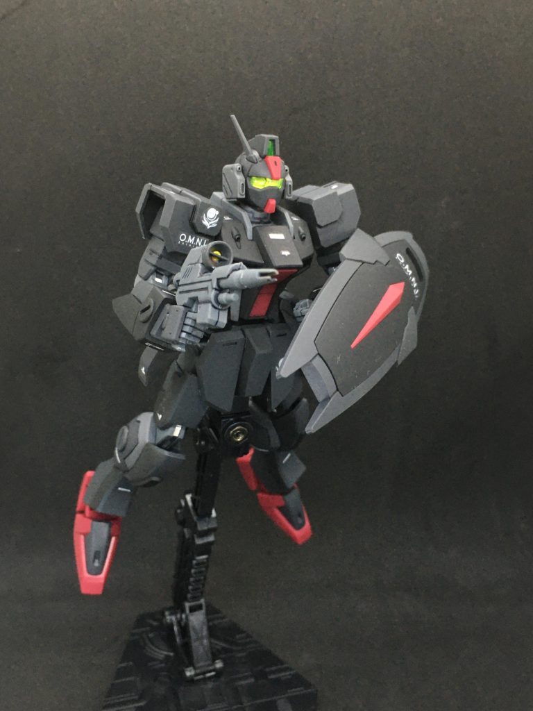 ビームカービンのセンサーはカスタマイズマテリアル「3Dメタリックシール」の黄色い丸シールを貼ってます。