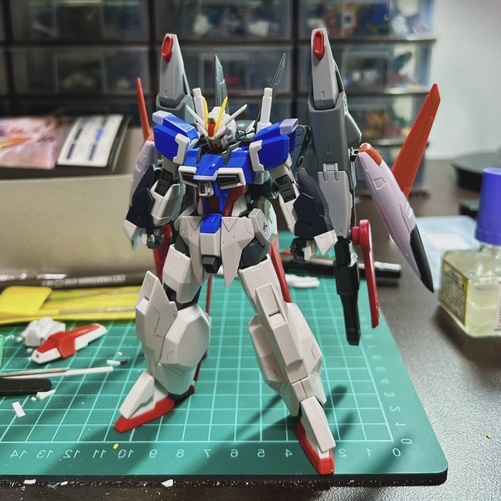 【塗装前素立ち】今回は何カ所かスジボリにも挑戦しました!大分コツも掴めましたが、やはりまだ真っ直ぐに引けなかったり、何より時間がめちゃかかる・・・w今後も精進しますm(__)m