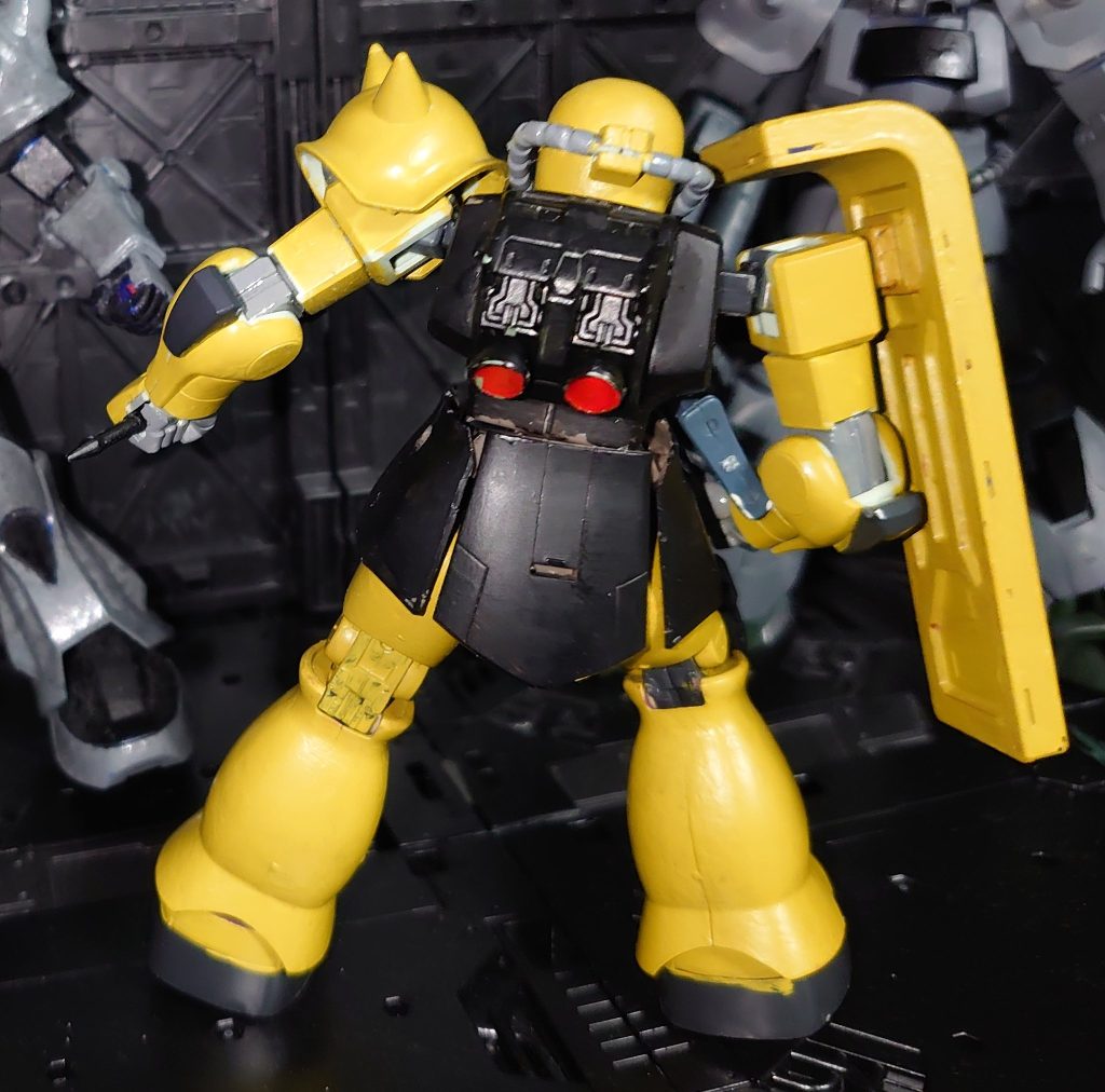 シールドはMG・パックはFGザク