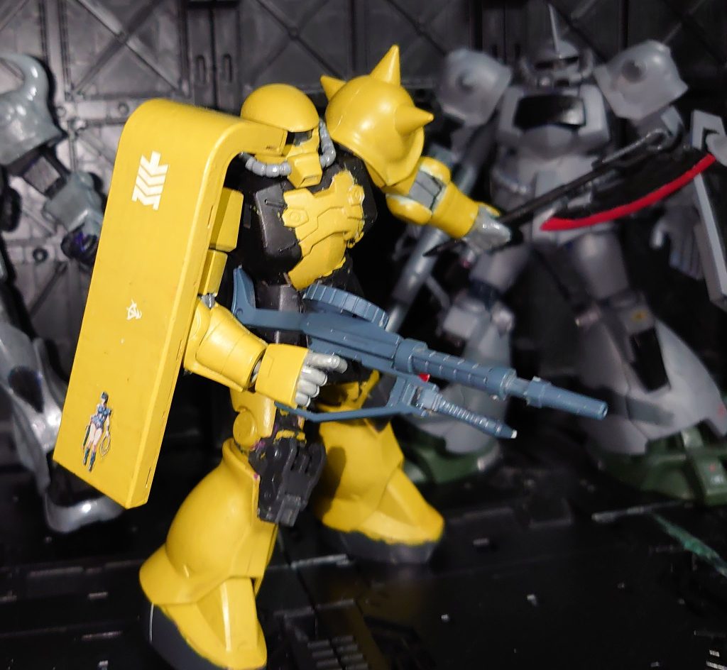 ザクⅡ（現地改修型）–2枚目/制作者：アレス