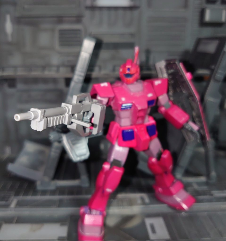 以前作成した陸ジム頭のプロトタイプジムの後期改修型ジェネレーターはジムコマンドのものに換装され頭部もジムストライカーの物に変更・教育型コンピューターもアムロの実戦データを反映した後期型 装甲材は前期型と同じくジムと同様でシールドのみルナチタニウム合金製