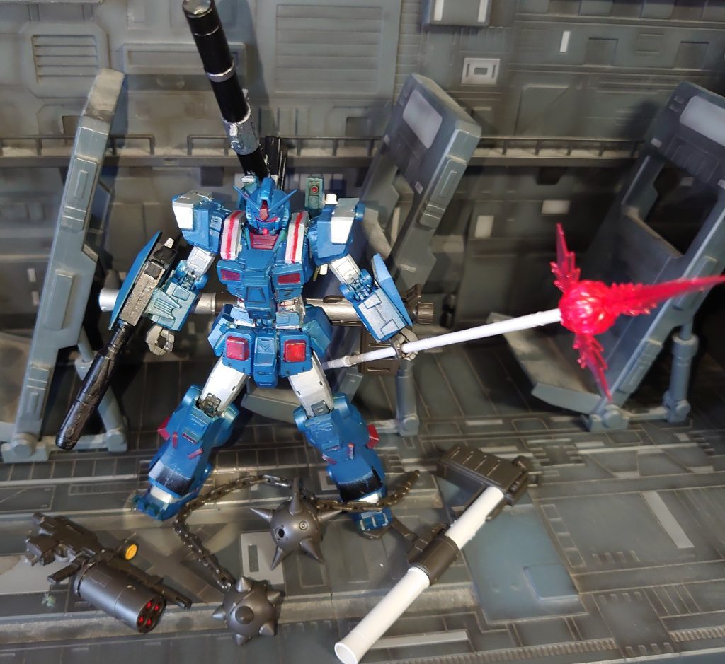 アクションベースも付きますハンマー用チェーンは２つ付けてほしかった・・・たまにアクションベース売るために付けてるんじゃないかと思う(;´･ω･)