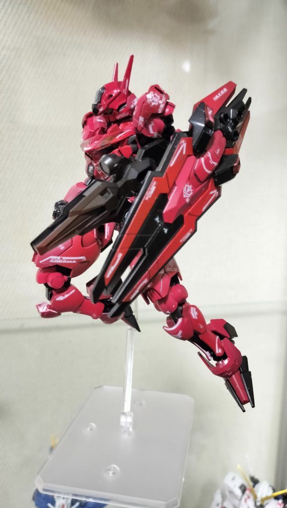 銃と盾を同じ手で持ってはいけないというルールはない！