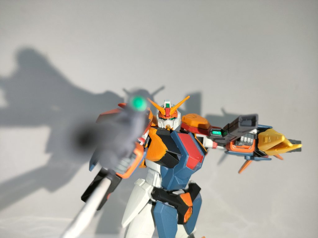 二丁拳銃の別カット。意外とカッコいいポージングが難しい(gundam-kao5)