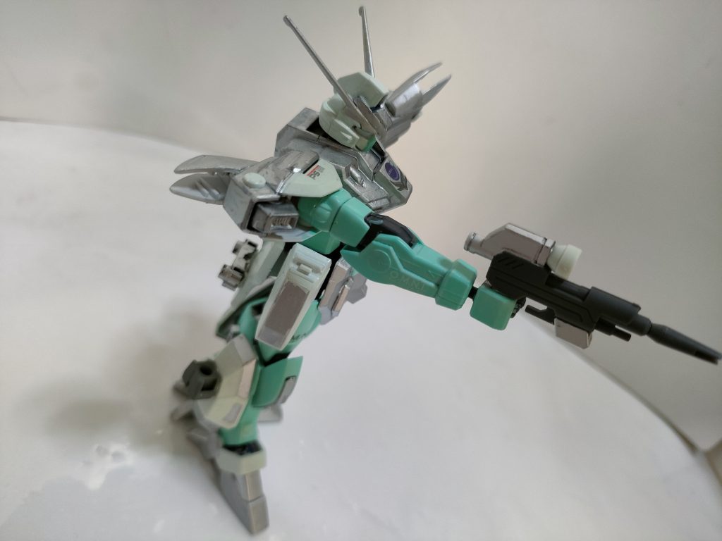 かつて◯リン◯ックで銀メダルを獲得した実績を持っており、この時もなにも装備してなかったという…。