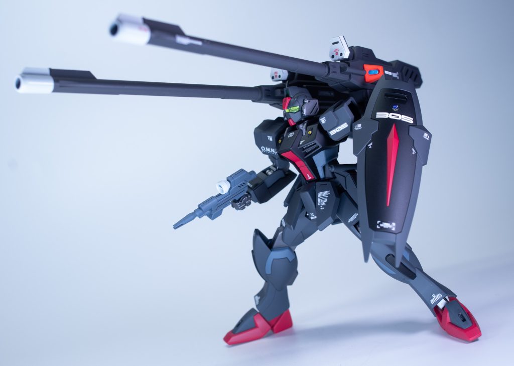 ダークダガーの運用が対MSよりも対施設や対基地なイメージあるので、実弾系似合いますよね。