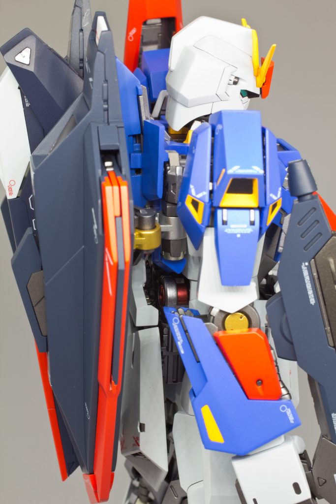 特に何も改修は行ってませんが、内部フレームだけは少し拘って数種類のメタリックカラーで塗り分けました。面倒くさかったです💦