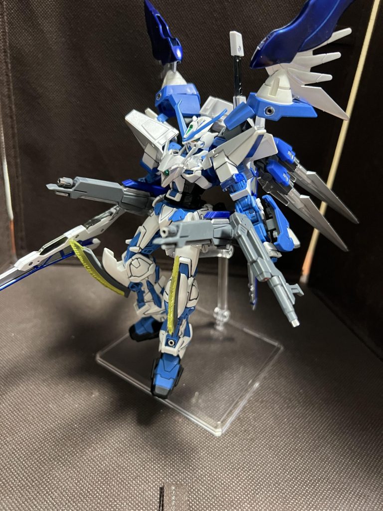 一応以前の青よりは強くなってる感じが出せているので結果オーライ笑