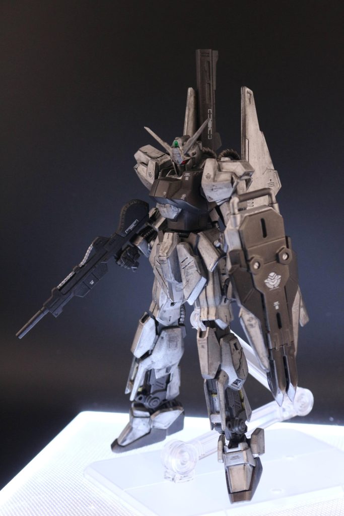 コンセプトの、正規軍ではなく傭兵部隊を引き継ぎ