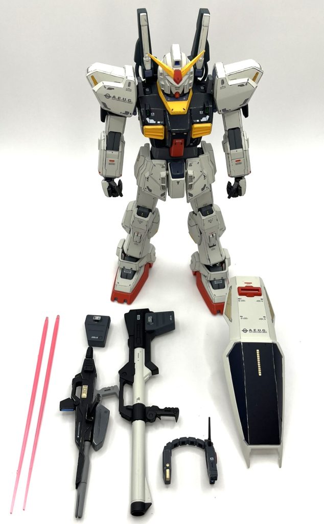 しかしプロポーション、ディテールは素晴らしく、ギミックも非常に凝っていて、見て触って楽しいキットなのは間違いないと思います。