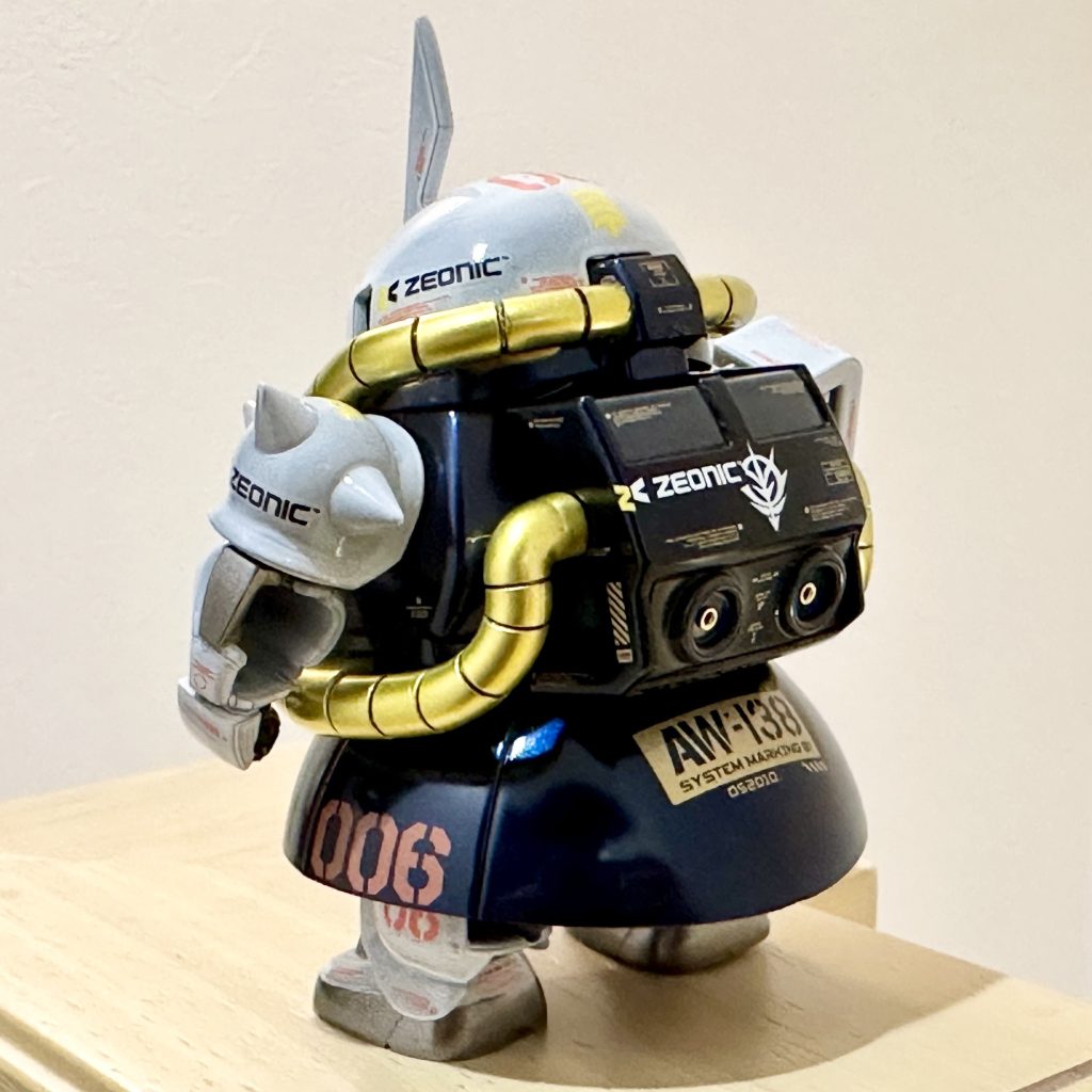 ガシャポンザク–4枚目/制作者：@takelectric