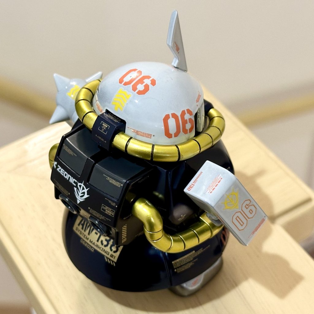 ガシャポンザク–3枚目/制作者：@takelectric