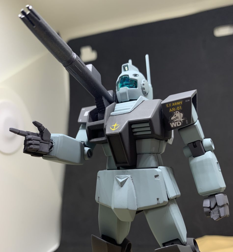 カラーリングは違えど、指差しをさせたかったので30MMのオプションパーツを使用。こうなるとホワイトディンゴ隊の積みプラ達が作ってくれと呼んでいる気がします(笑)ありがとうございました。