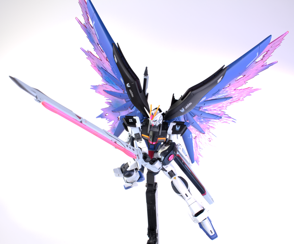 　SEED FREEDOMの視聴後にちょうど作りかけだったHGデスティニーとインパルスがあったので、設定を考えながら制作しました。