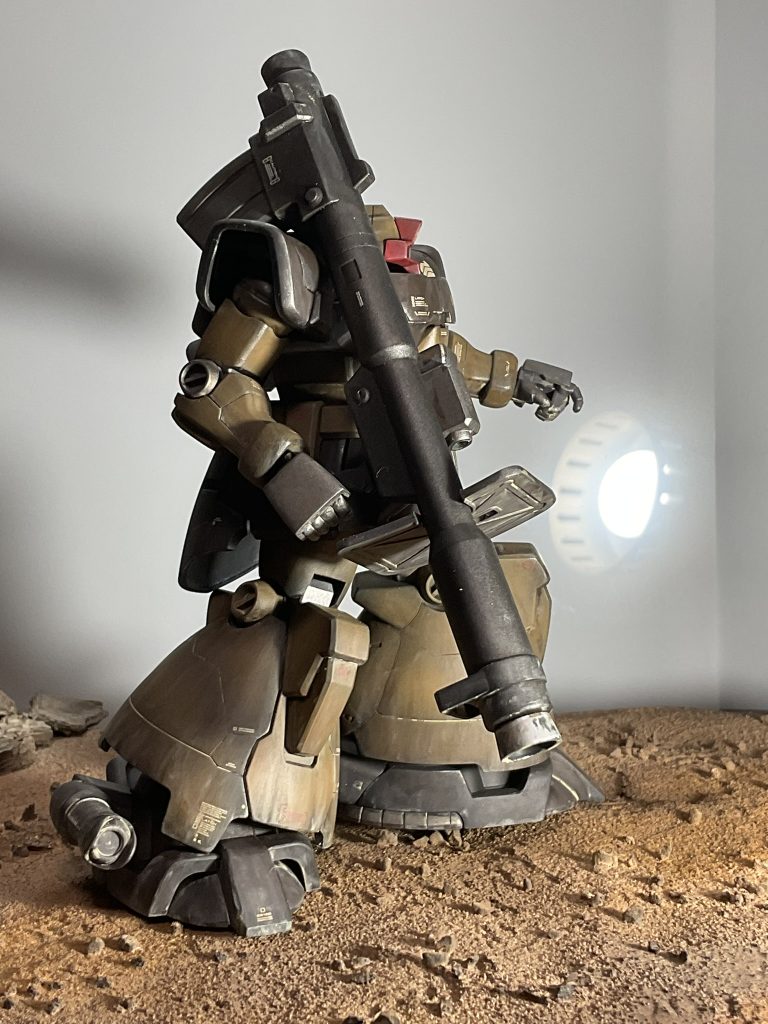 サイドからバスーカー持ってる方が似合いますね