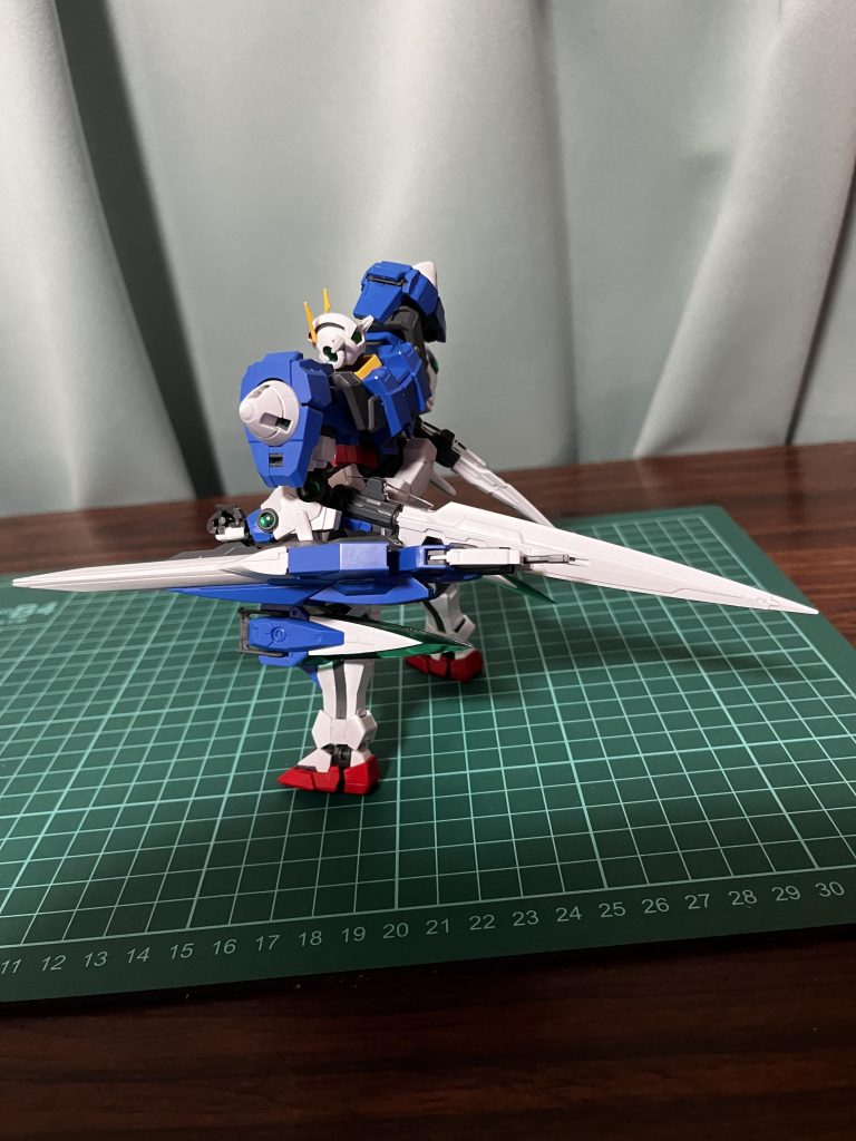 ダブルオーガンダムセブンソード–2枚目/制作者：アッキー