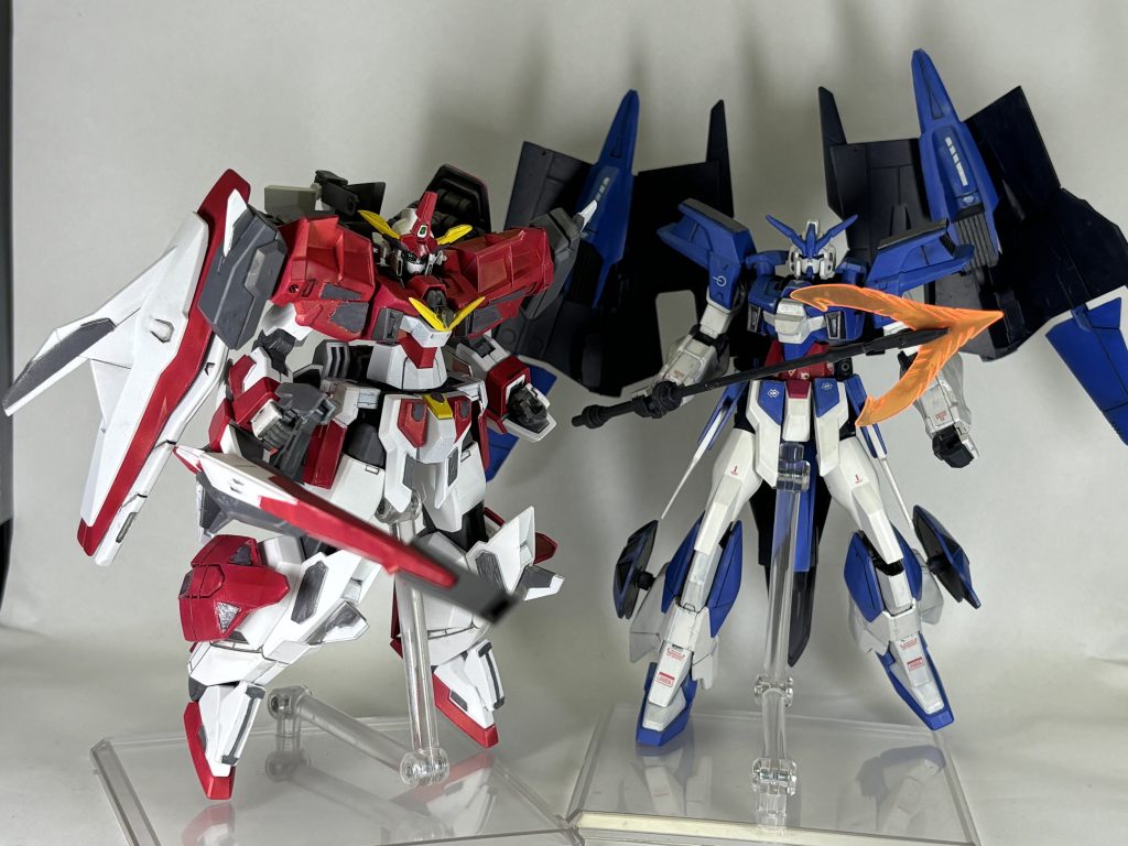 最後に兄弟機のガンダムグリープカエルムと今回のコンセプトはカエルム側に足りない射撃を補いつつ近接戦闘も行えるように製作しました投稿が5ヶ月くらい空きましたが作りたいものはまだまだあるので他のも出来次第投稿していきますここまでご覧いただきありがとうございました!