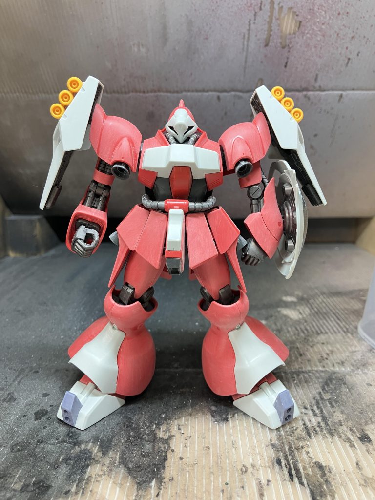 製作途中の写真を載せてみました。とりあえず、素組みです。