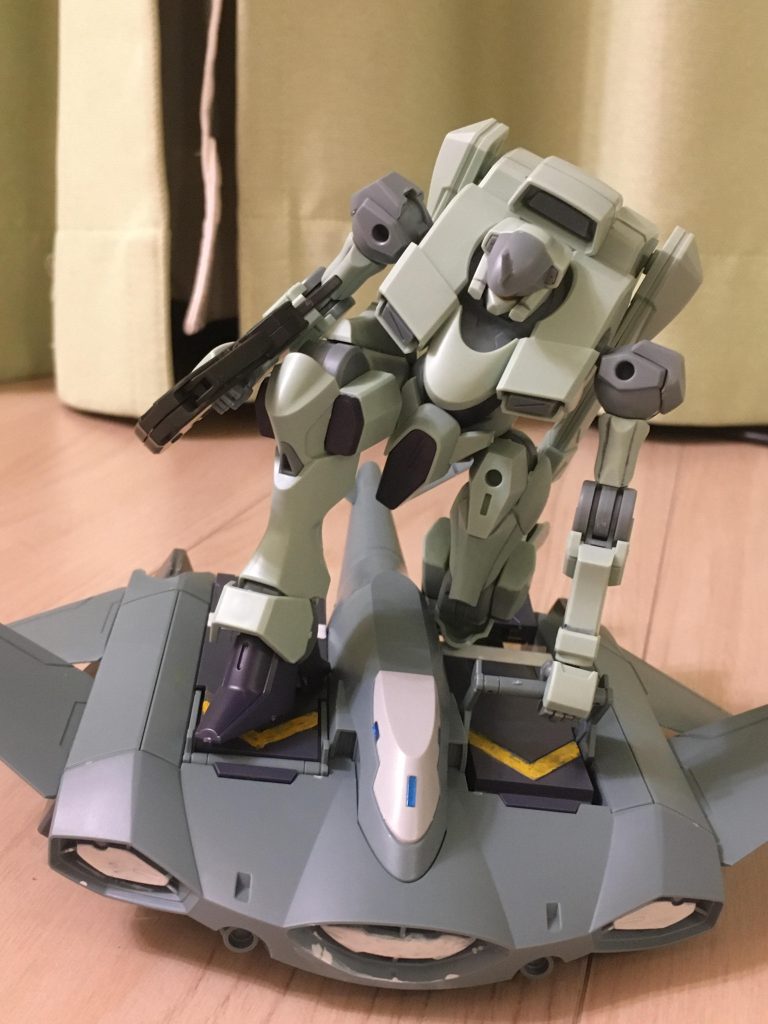 ↑ベースとなったHGザウォートの仮組み状態改造と言っても特に大胆なことはしてません。HGザウォートの腰に境界戦機のブースター?みたいなのを付けてるだけですねwww武器はコトブキヤ様の武装をハンドガンセット?だったはずですーー(武器は特に決まってないのでサーベム以外は未塗装)