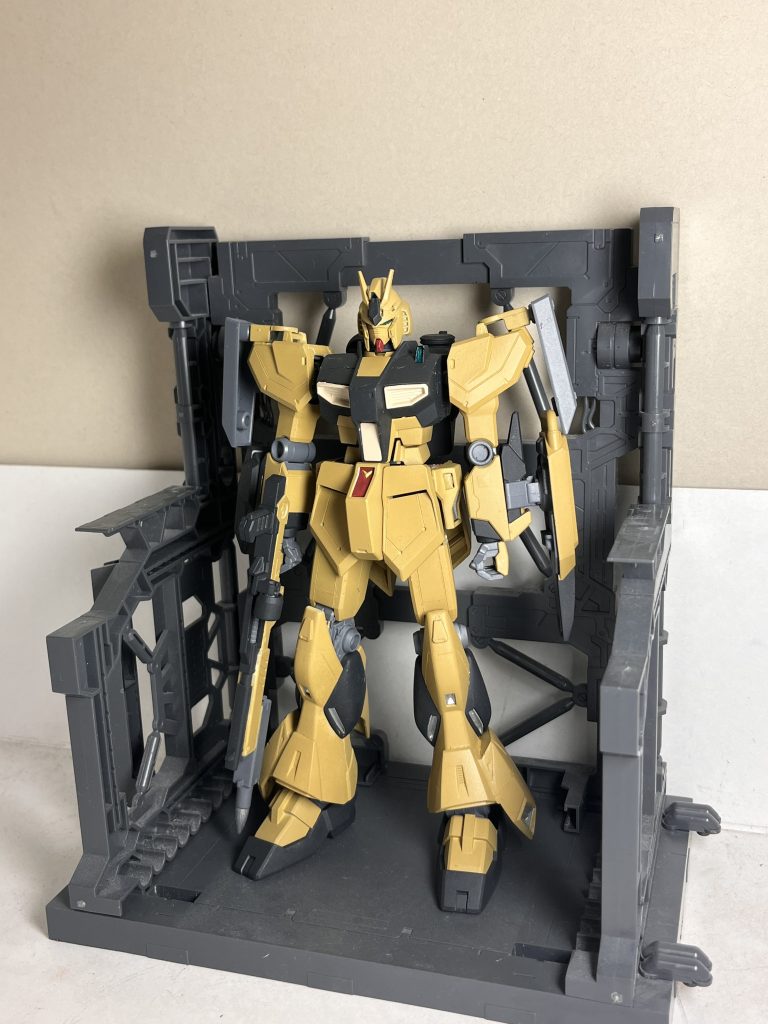 RX-93[G]陸戦用νガンダム