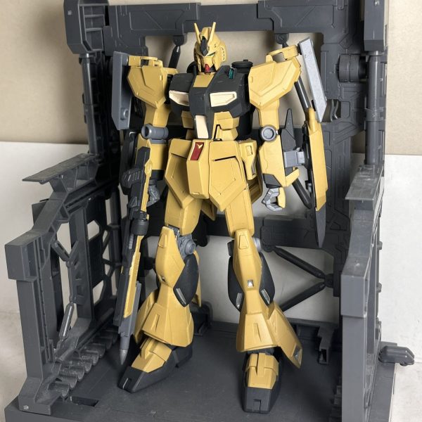 RX-93[G]陸戦用νガンダム