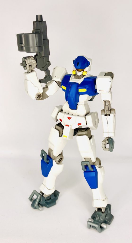 武装はまだ制作してないのであり物を持たせています。