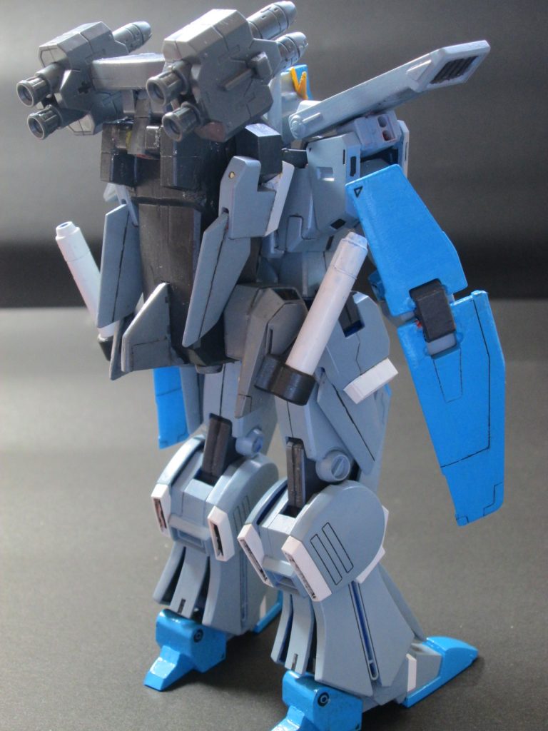 つま先と踵をプラ板などを使って延長