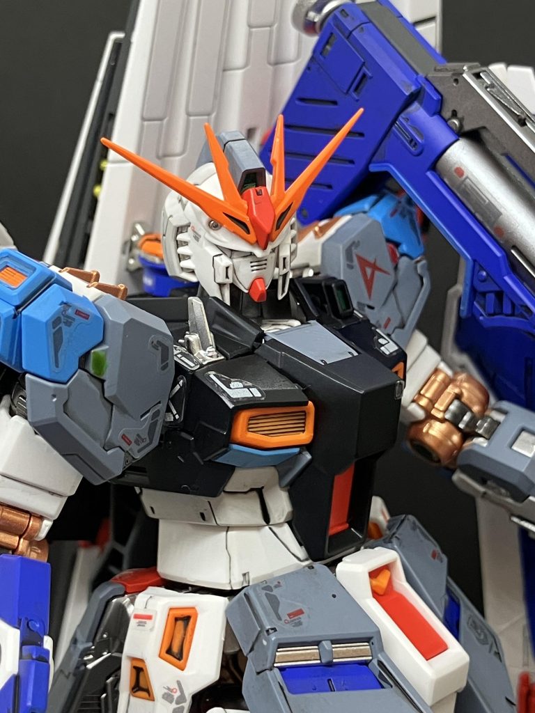 ガイア系、タミヤ系をメインに使用しました(もはや、何を使ったのか覚えてない感じですねw) ガイアの「プリズムブルーブラック」は、この時に初使用でした‼️