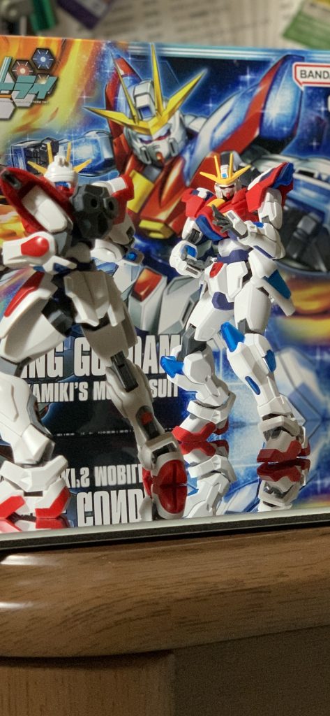 HGトライバーニングガンダム–2枚目/制作者：いざよい