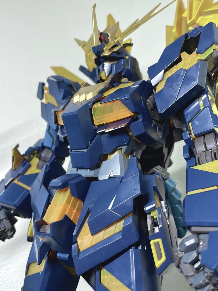 バンシィって色味少なめで冷たい感じ出した方が映えると思うんだぁ(加工済)