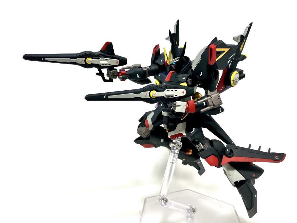 ◆プラズマバリアントガン◆ドミニオンの副砲を手持ちとしてデザインされたリニアガン。若干取り回しに難があるものの連射に優れ、これだけでも殲滅力は十分である。