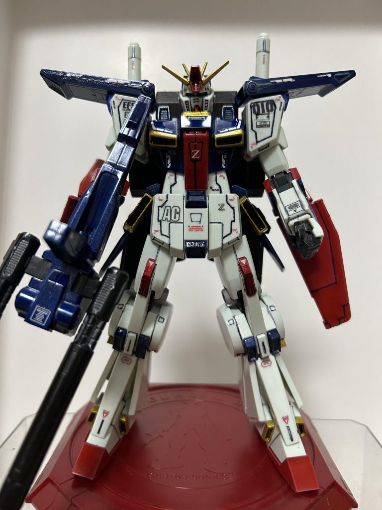 塗装はクリア系スプレーで塗ったのですが、思った以上に濃いめになったなぁ〜と思いました。