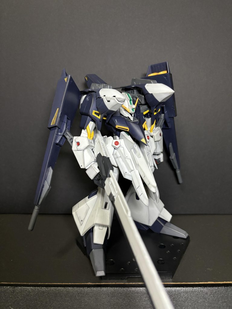 以前作ったギャプランTR-5を使用してるのでカラーリングは若干の変更