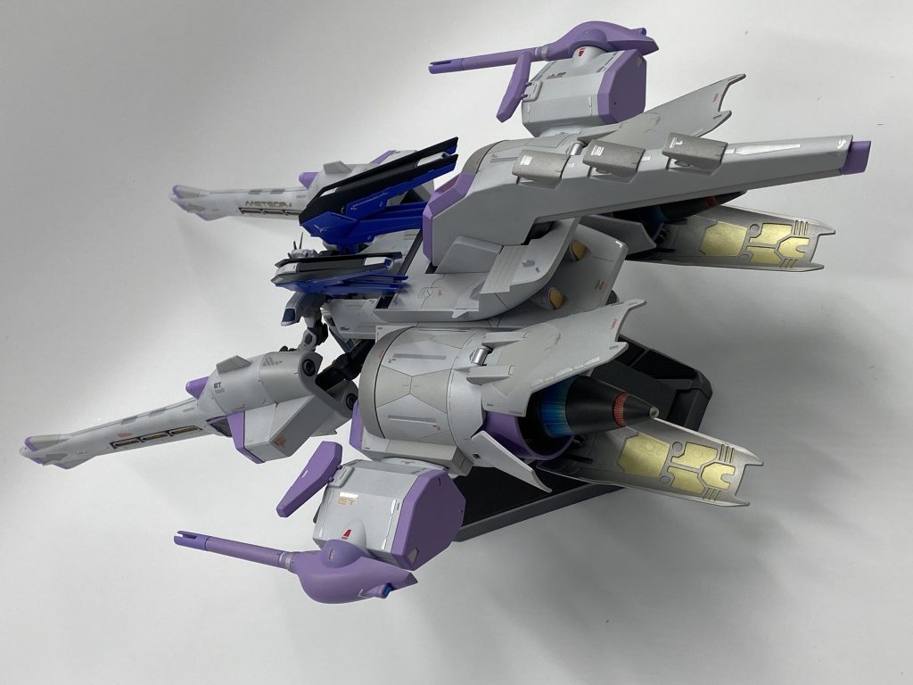 後部スラスター周りも細かく塗り分けました。基本面倒くさがり屋なのですが、今回コンセプトとして「手を抜かない!」と縛りをもうけ頑張りました。