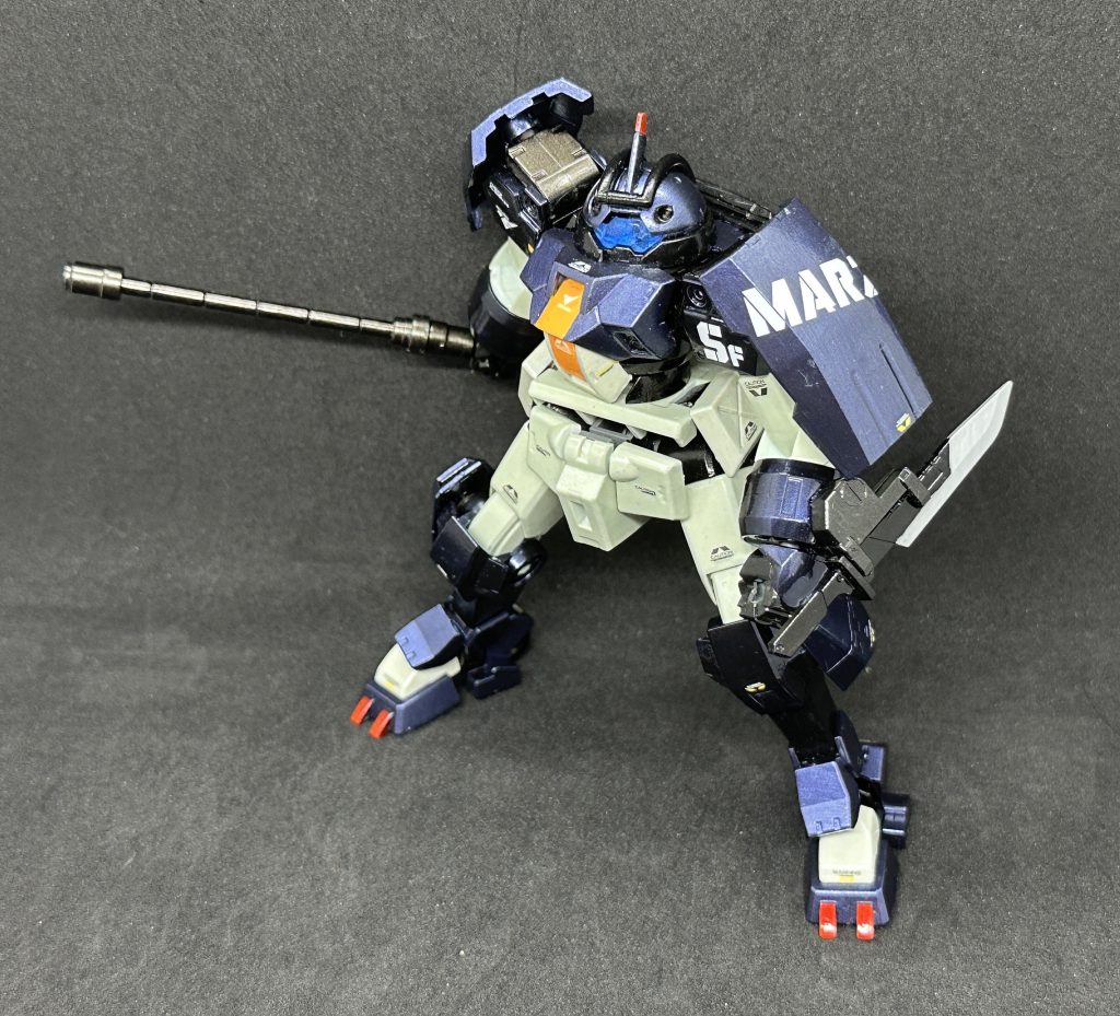 電磁攻撃を行うプラズマクラブも装備こちらは30MMのジョイントを組み合わせて制作