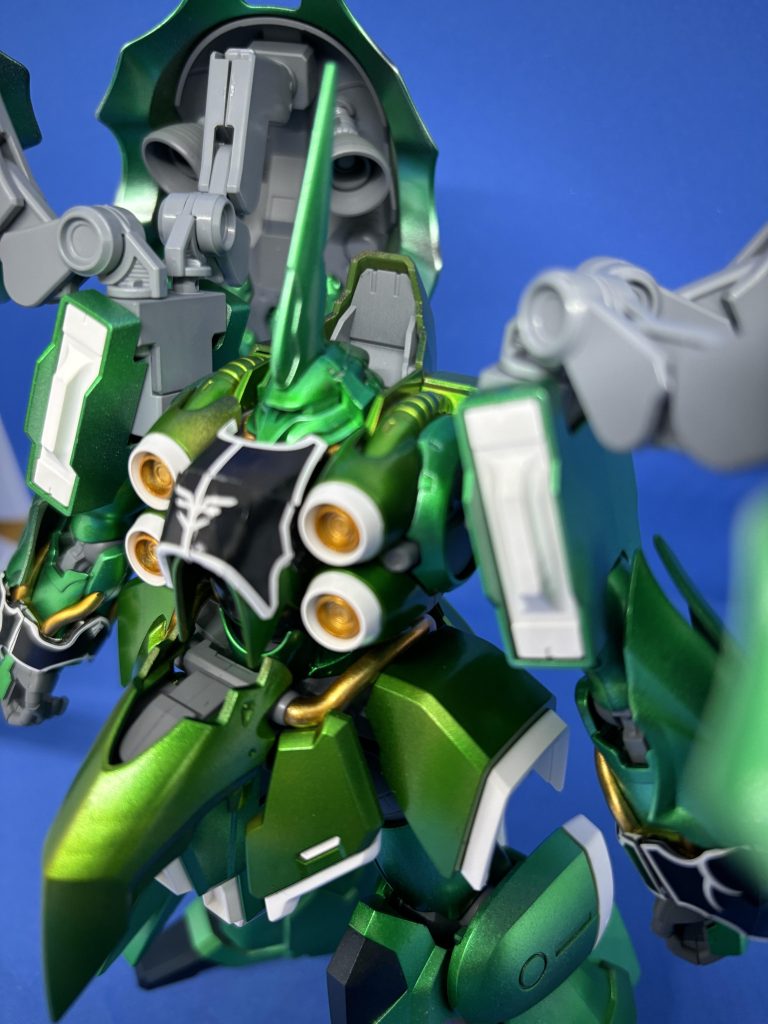 ボディなんかはいい感じでてかってるのに。下地のシルバーの時点でダメなような気がします。