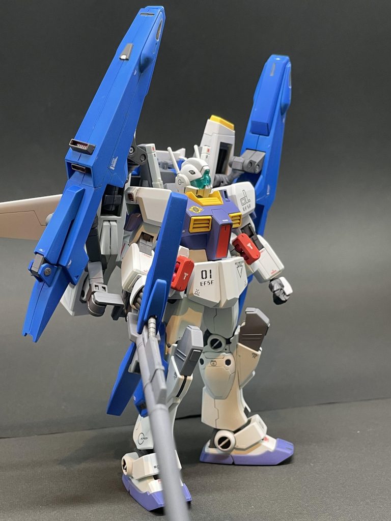 ライフルはジャンクパーツでフレキシブルアームを作成して、Gディフェンサーと連結してます。