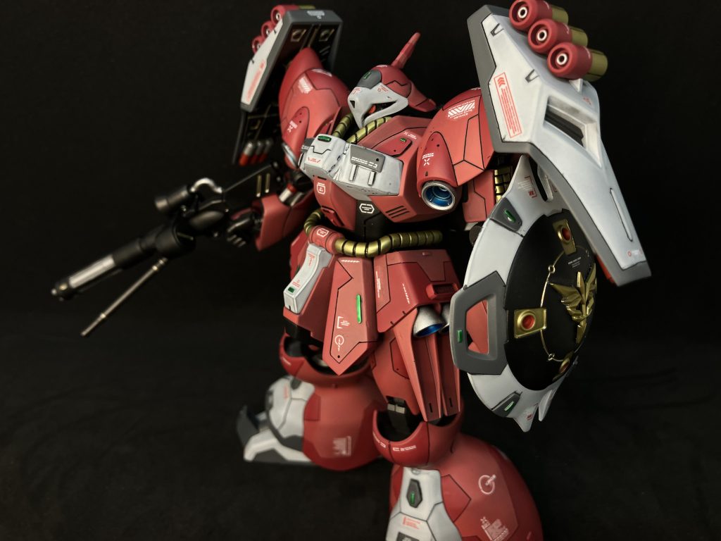 今回は塗り分けをメインとしてベタ塗りで塗装しました。