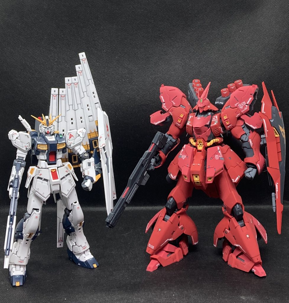 RG サザビーとの比較。