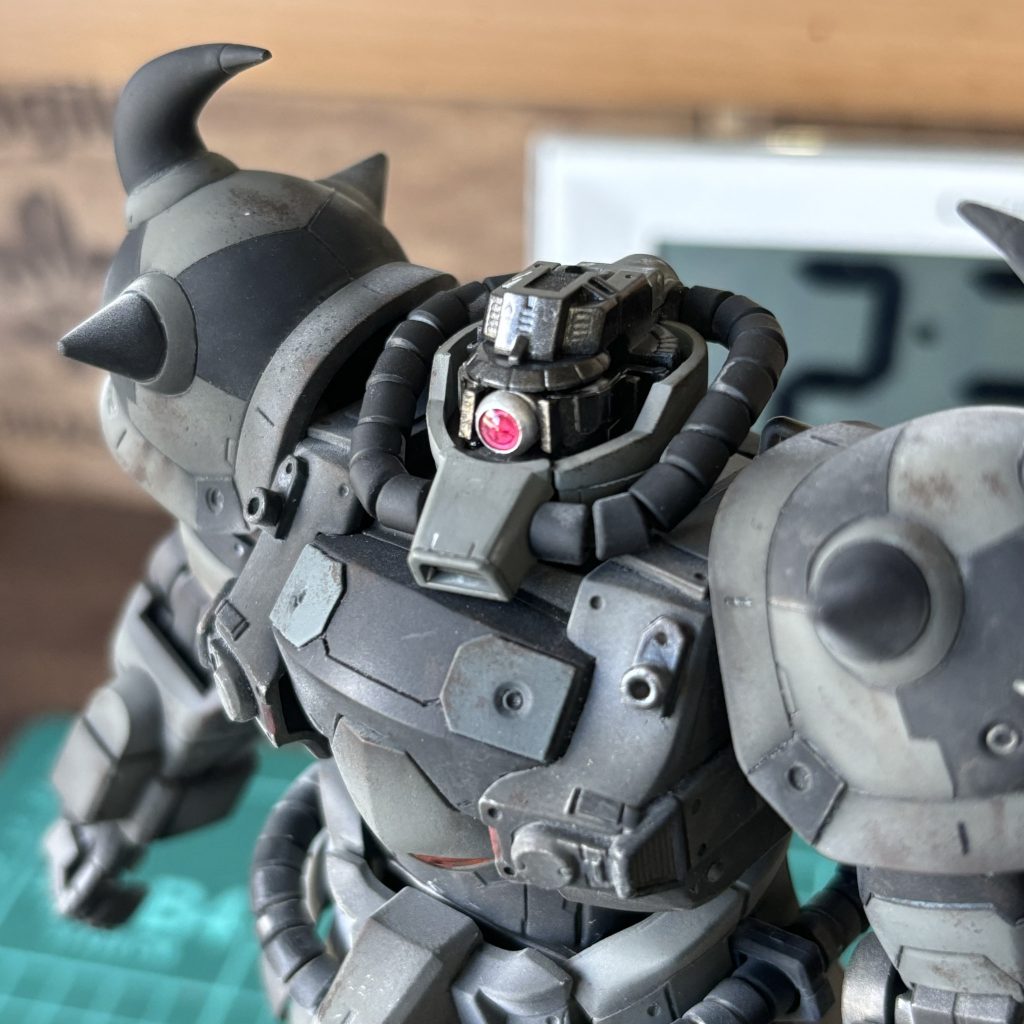 モノアイは自作しております。