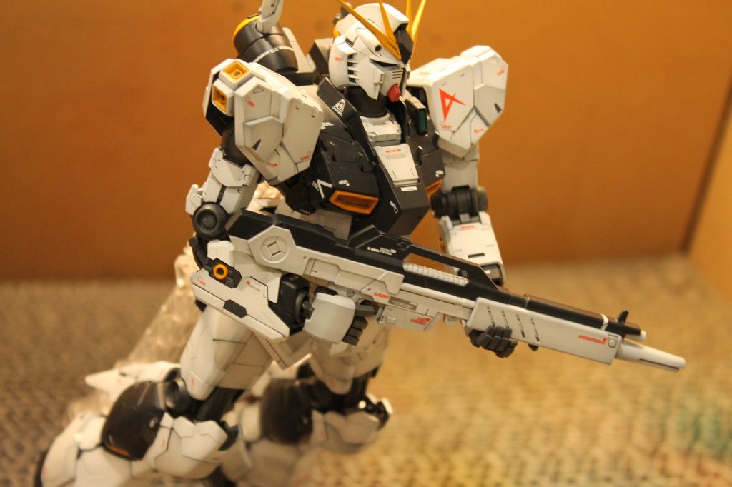 MG νガンダム ver.ka [グラデーション塗装]–7枚目/制作者：ウォン・リー