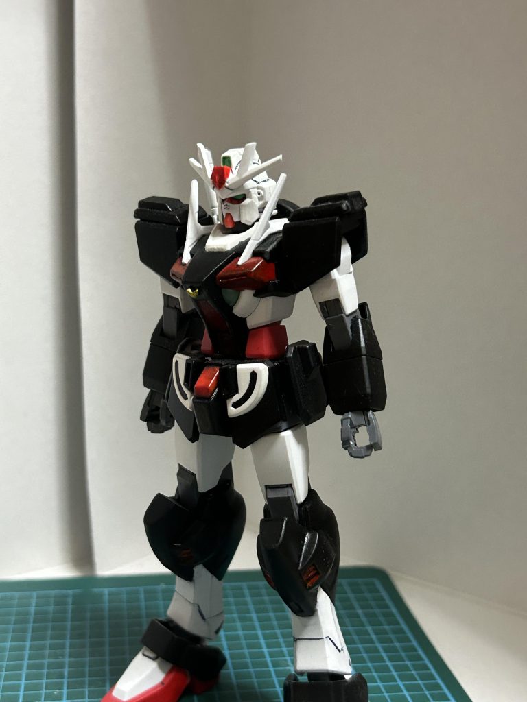 私が見た作品は稼働軸とかも移植するという私の中で高度な技術が使われていたので諦めてかけたのですが、Oガンダムをラーガンダム風にすればいいのではと簡単な方にいってしまいました。