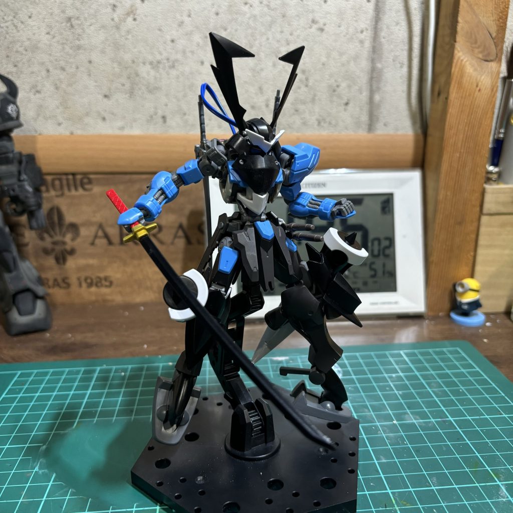 HG鉄血ガンダムフレームをミキシングベースに採用しました！！