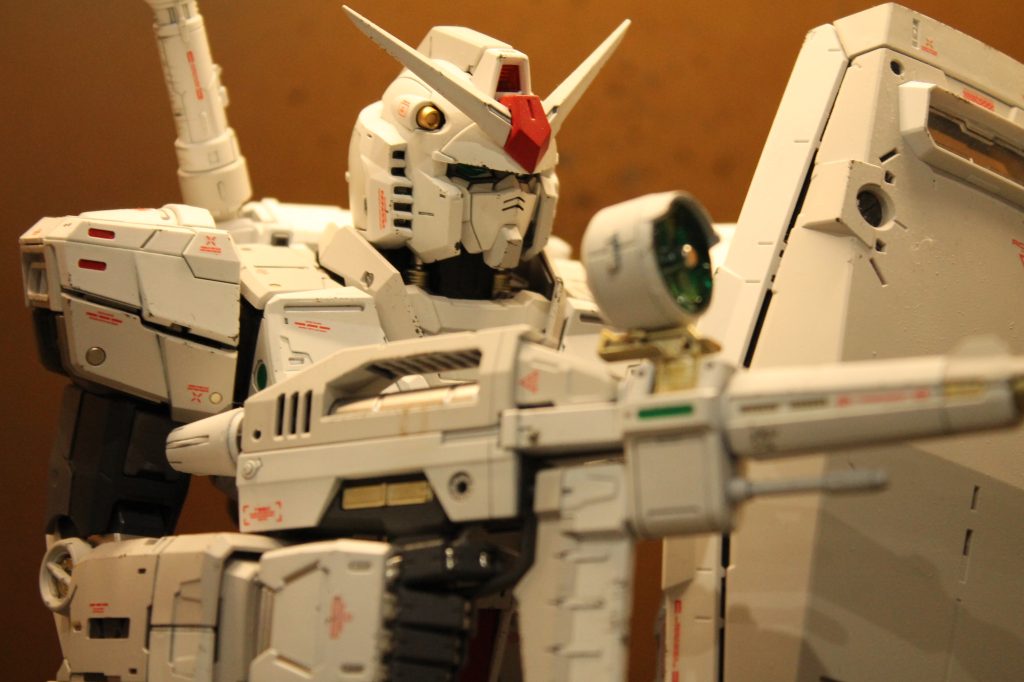 全身の赤いマーキングがいい感じです。頑張って貼った甲斐がありました。