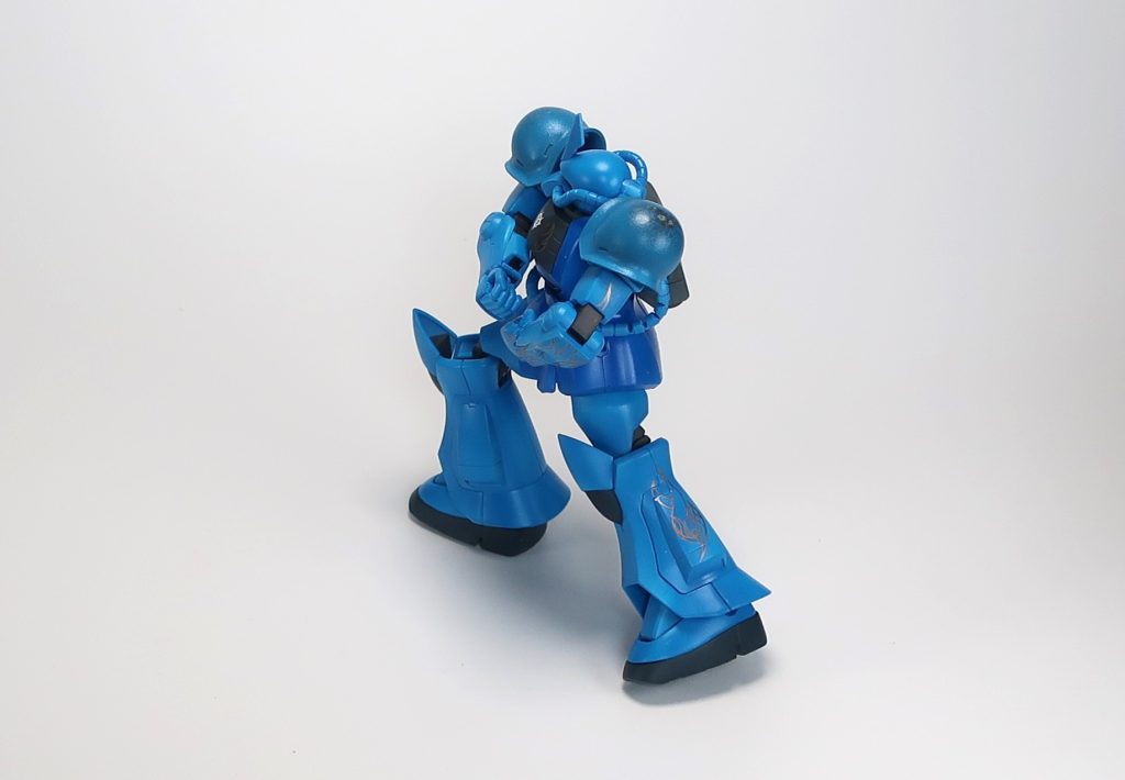 しかし、彼のグフの恐ろしさはここからである。ヒートロッドの乱打によって行動不能に陥った機体に向けて加速し、蒙古覇極道(ショルダータックル)を叩き込み、コクピットを圧壊させてしまうのである。ウイグルの指揮能力と操縦能力によって、カサンドラは不落であり続けた。終戦の後もカサンドラは抵抗を続けたが、連邦地上軍第七師団(通称北斗師団)の攻撃を受け、獄長ウイグルは戦死。不落のカサンドラはついに陥落したのである。