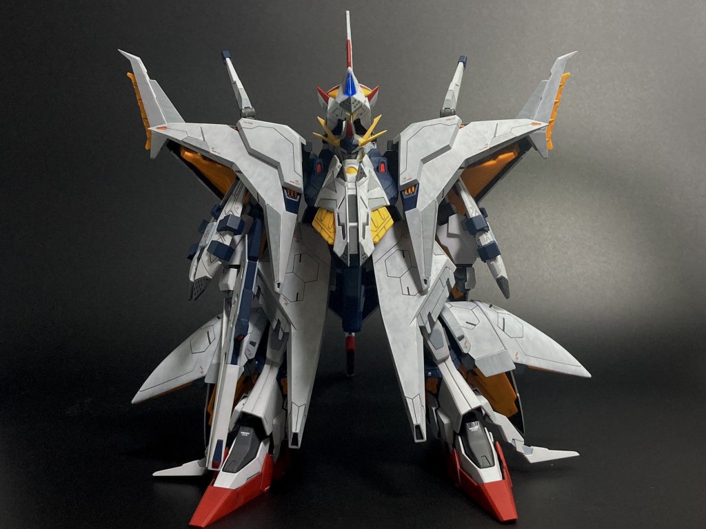 そもそもの製作の始まりは、積みプラ解消のために体積の大きい箱から崩していくという消極的な姿勢から。録画していた閃光のハサウェイを見たりしてモチベーション高めようと頑張りましたが、結構ネガティブな気持ちで作業してました。