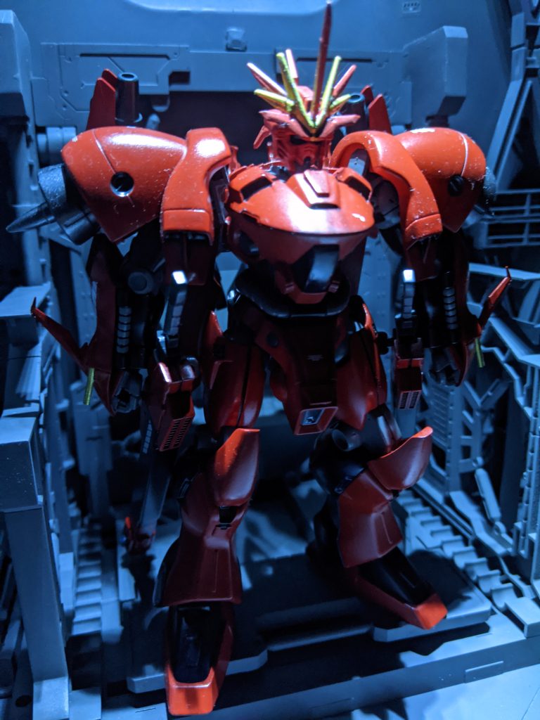 ジオンに奪われた試作ガンダム二号機サイサリスと裏取引によってジオンに流れた試作ガンダム4号機ガーベラである。この二機はジオンに奪われた形ではあるが、その際に詳細な機体データをジオン側で記録、本体は戦闘で失われたもののデータ上では起こったため廃棄処分から逃れている。