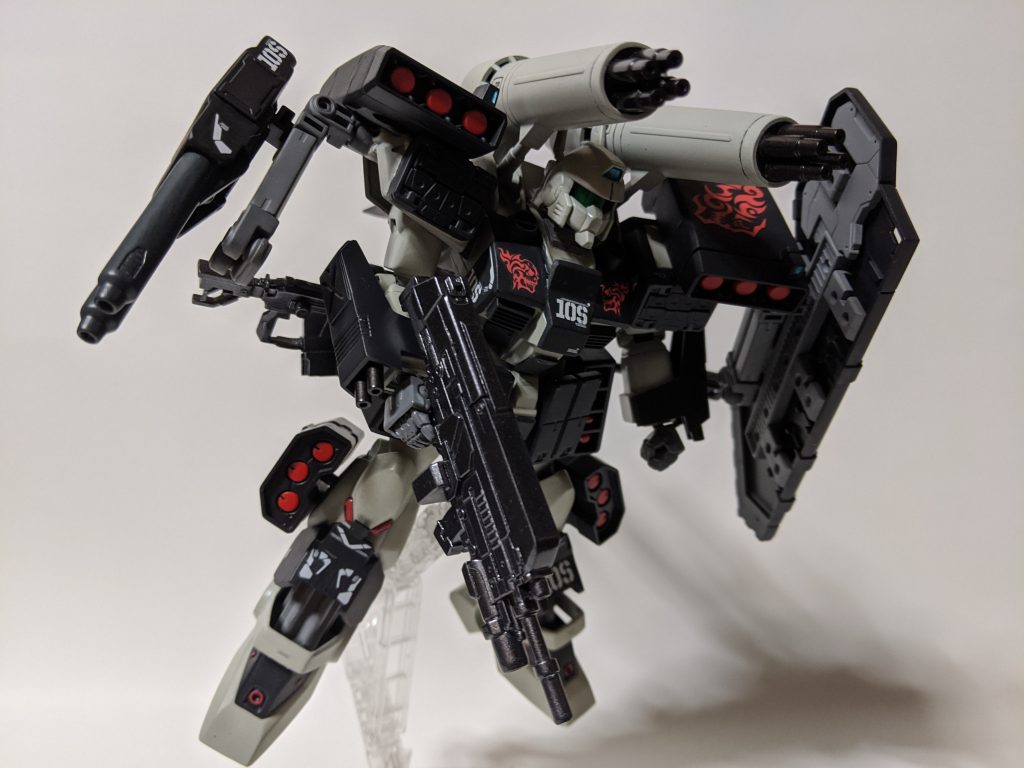 方針転換が決定したとはいえ、新しい機体が早急に用意できるわけもなく、当面を乗り切る”何か”が必要となった。