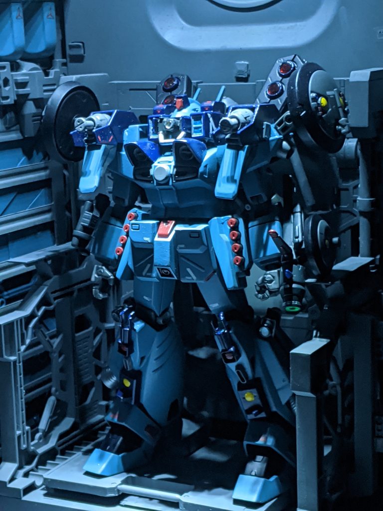 系列としてはRGM-89DEW EWACジェガンの後継機に当たる。